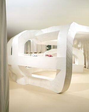 SUPER_SURFACE_JACQUEMUS_LE_PAPIER_10 Super Surface